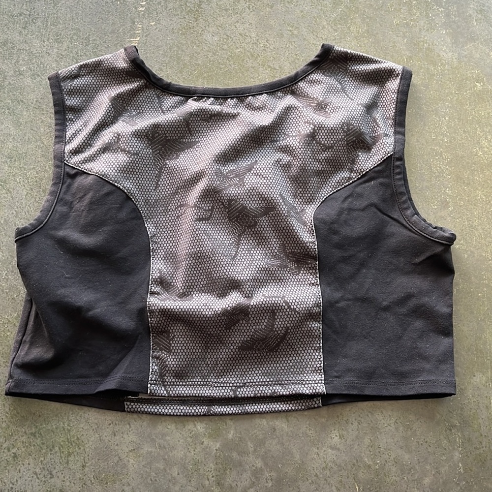 Cropped tank - Picture 5 of 6